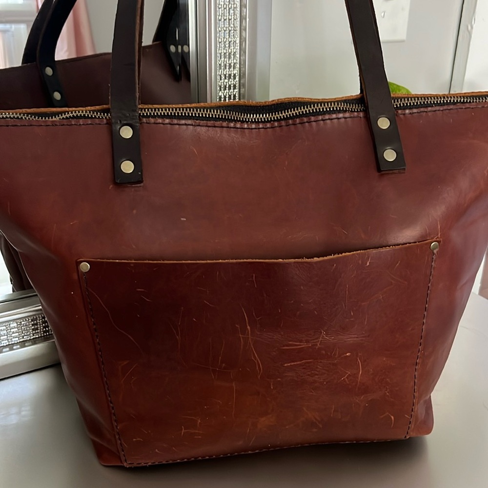 Pre loved Portland Leather Large Zip Tote in Cognac